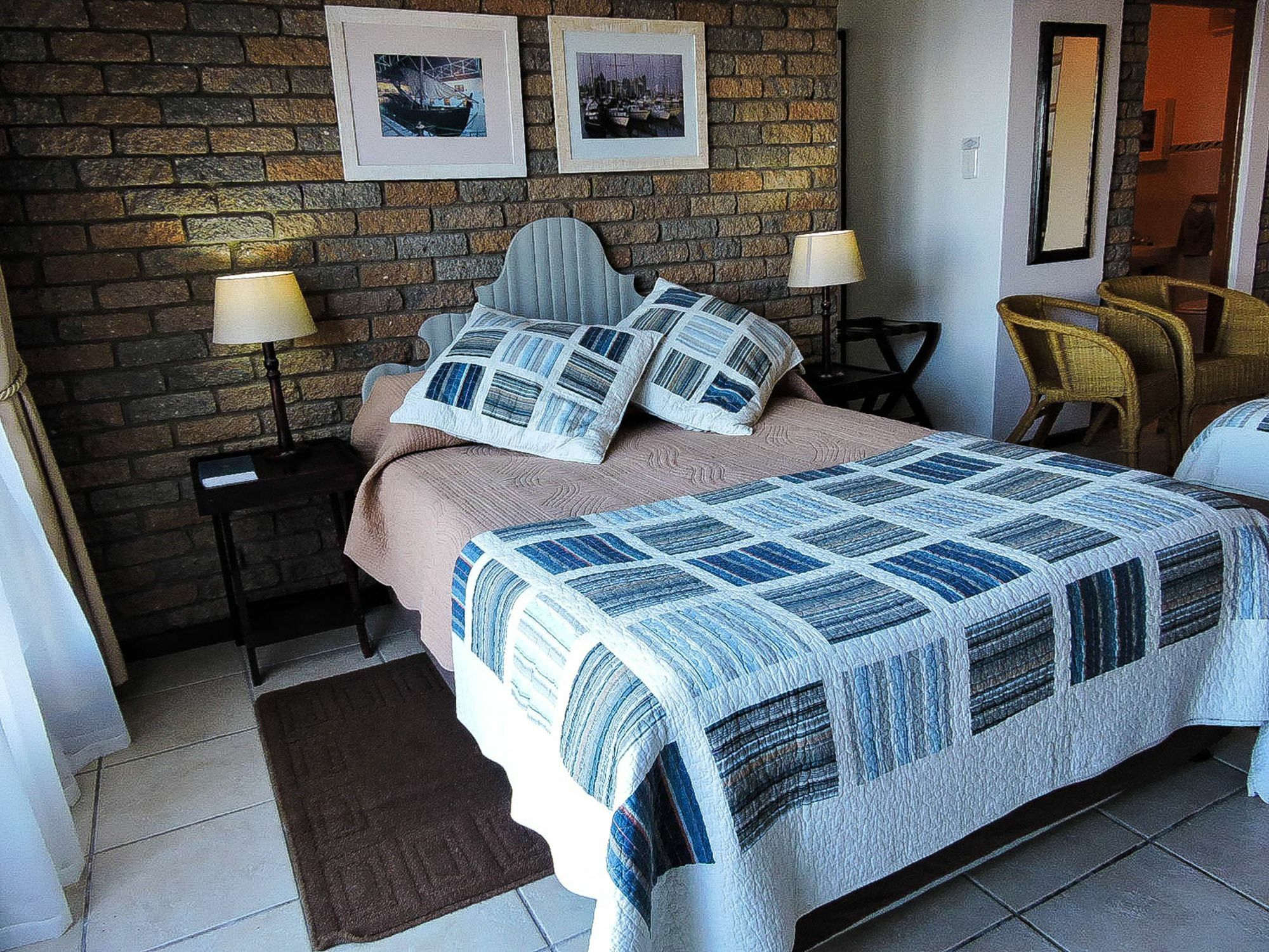 Amzee Bokmakierie Guest House Dana Bay Eksteriør billede